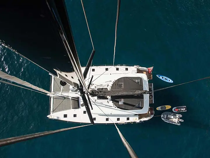 Lagoon 620 Essence - 