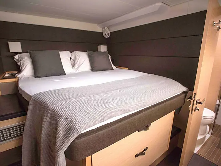 Lagoon 620 Essence - 
