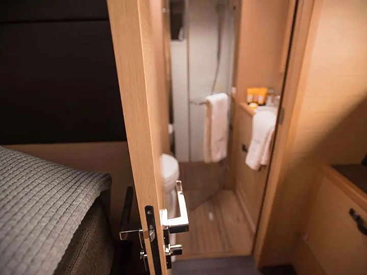 Lagoon 620 Essence - 