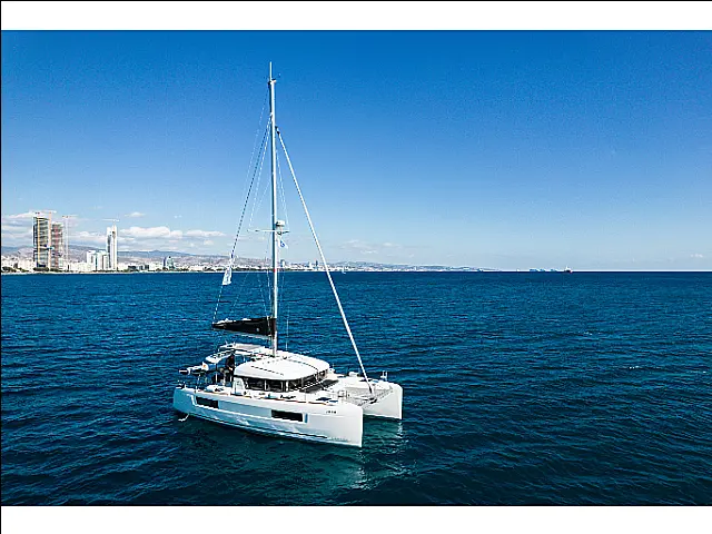 Lagoon 40