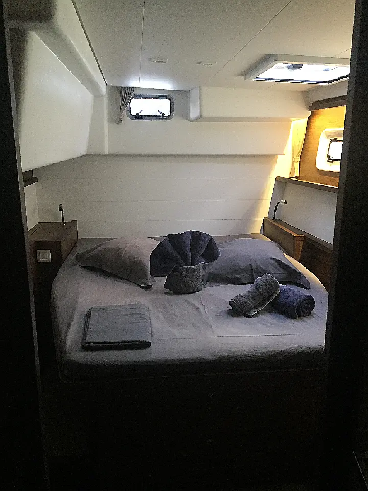 Lagoon 450 SporTop - Double cabin / starbord
